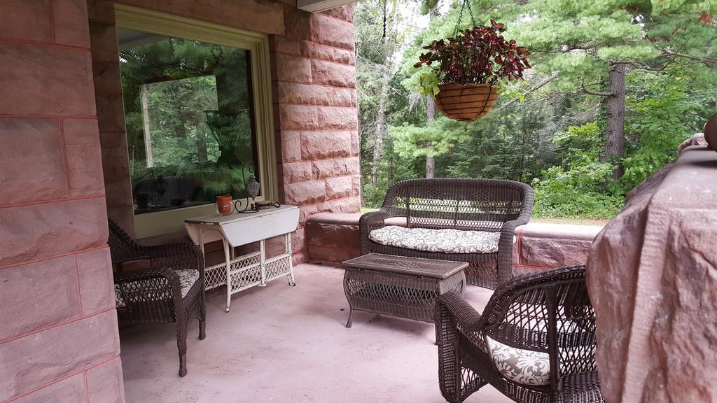 Pinehurst Inn Bed & Breakfast ベイフィールド エクステリア 写真