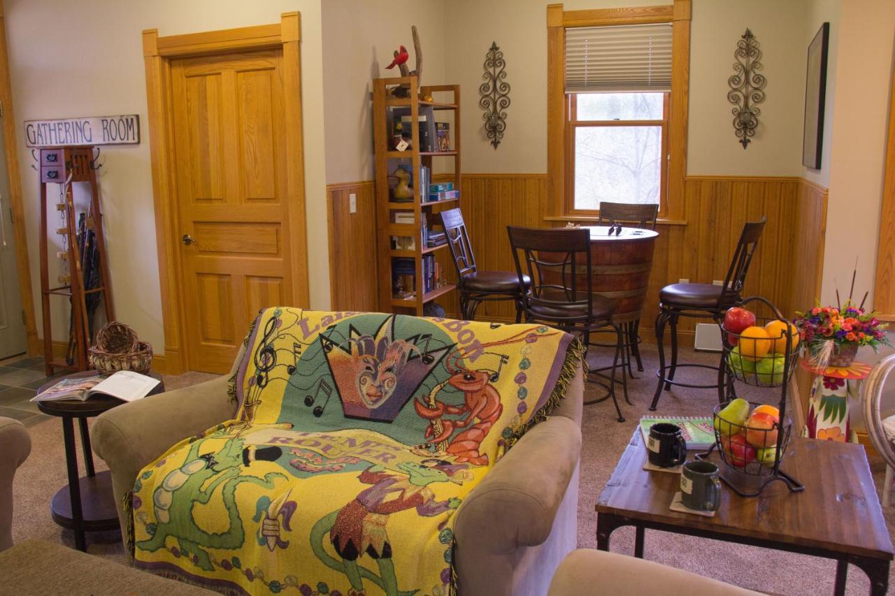 Pinehurst Inn Bed & Breakfast ベイフィールド エクステリア 写真