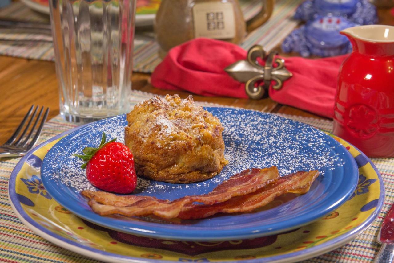 Pinehurst Inn Bed & Breakfast ベイフィールド エクステリア 写真